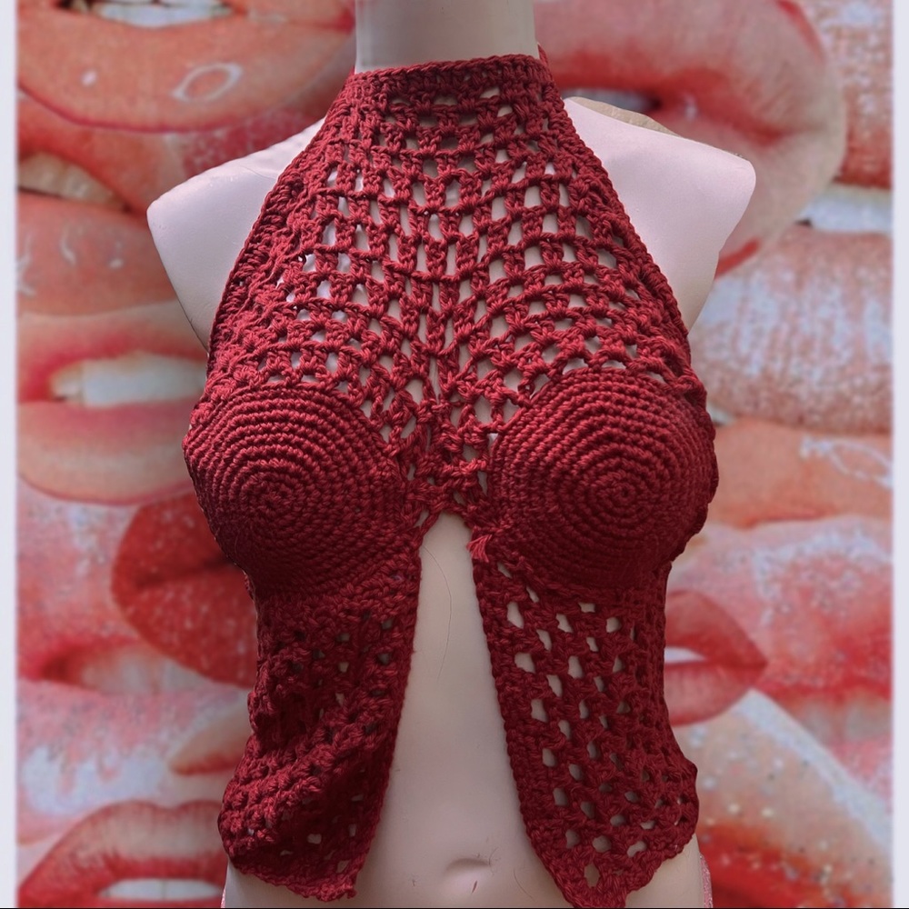 CUSTOM HANDMADE CROCHET HALTER TOP S/M